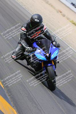 media/Nov-05-2022-SoCal Trackdays (Sat) [[f8d9b725ab]]/Turn 15 Inside (145pm)/